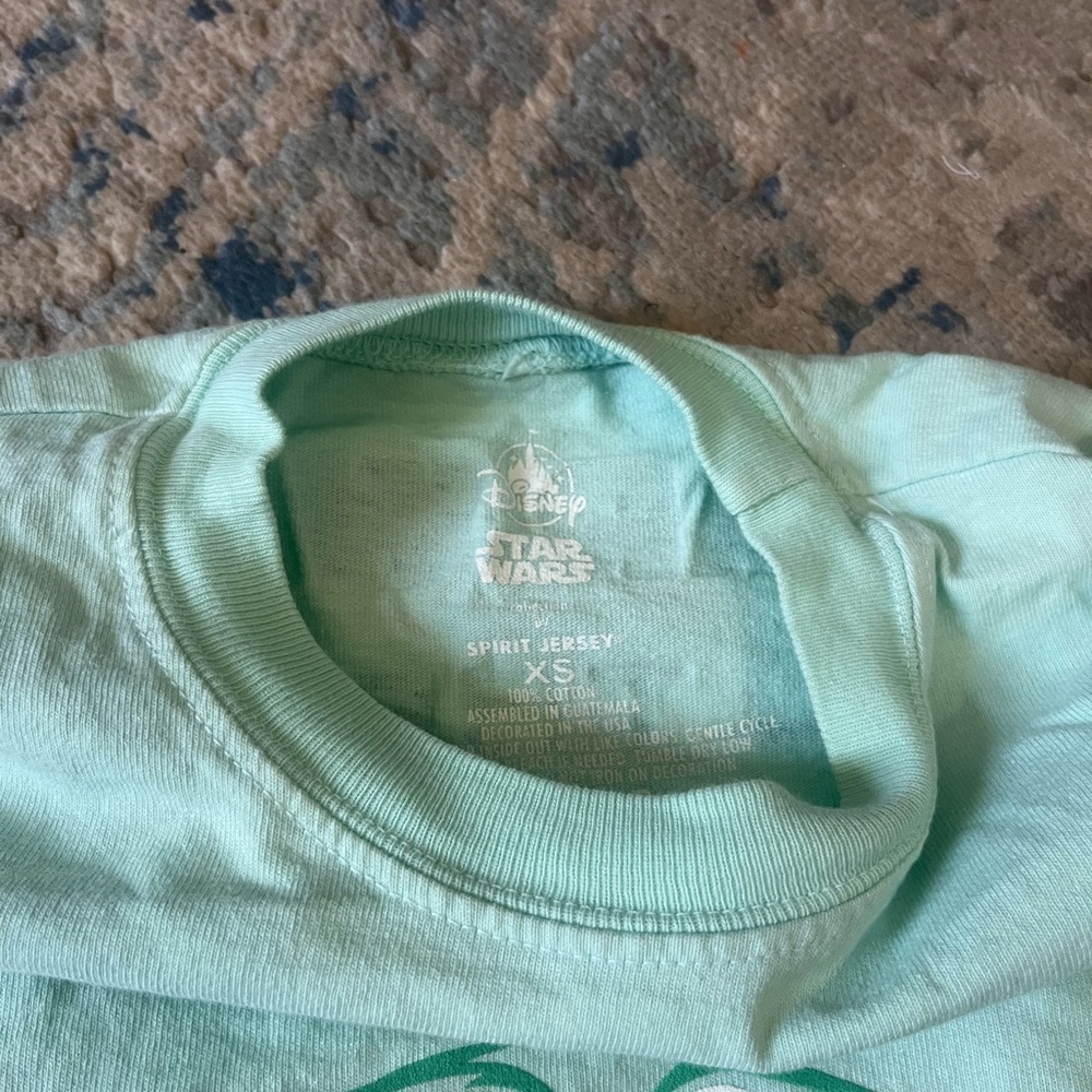 Disney Parks Star Wars The Mandalorian Baby Yoda Spirit Jersey Pullover Shirt XS - Picture 4 of 5